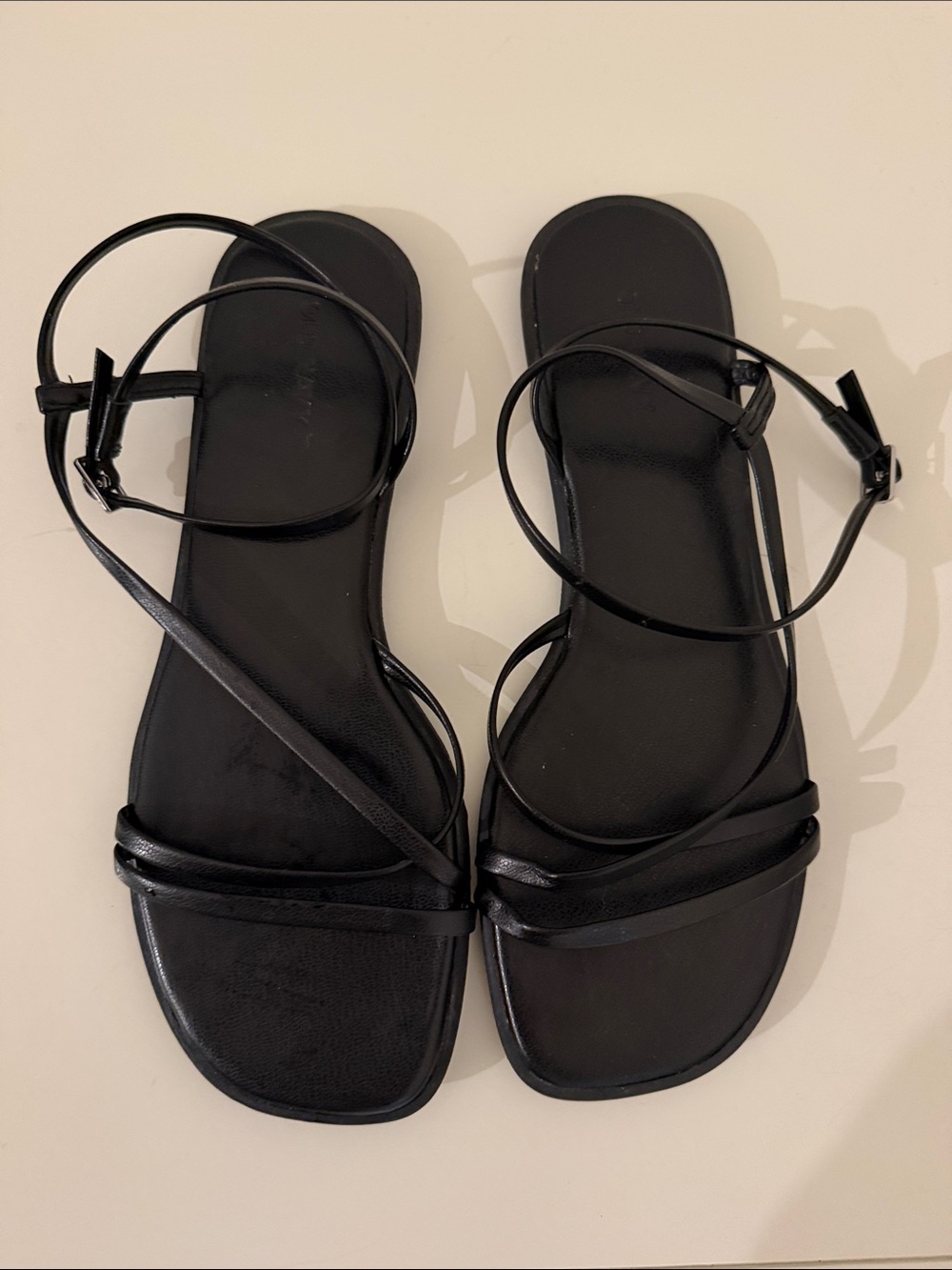 Old Navy Black Strappy Ankle-Tie Flat Sandals